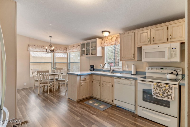 520N42ndDr-ShowLow-AZ-9