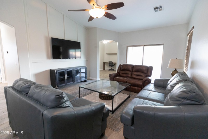 jkp-2252EDartmouth-36-2