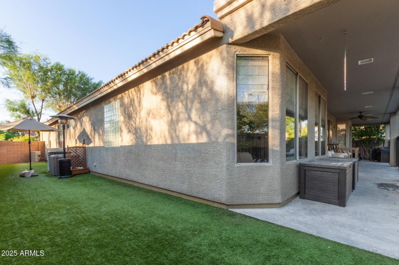 3523 W Buckhorn Trl