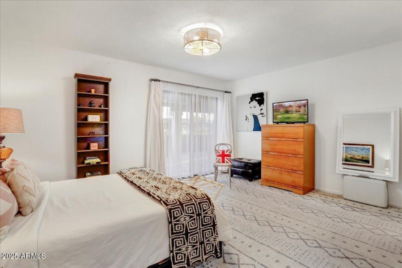07-Primary Suite