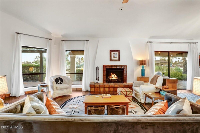 21-Living Room