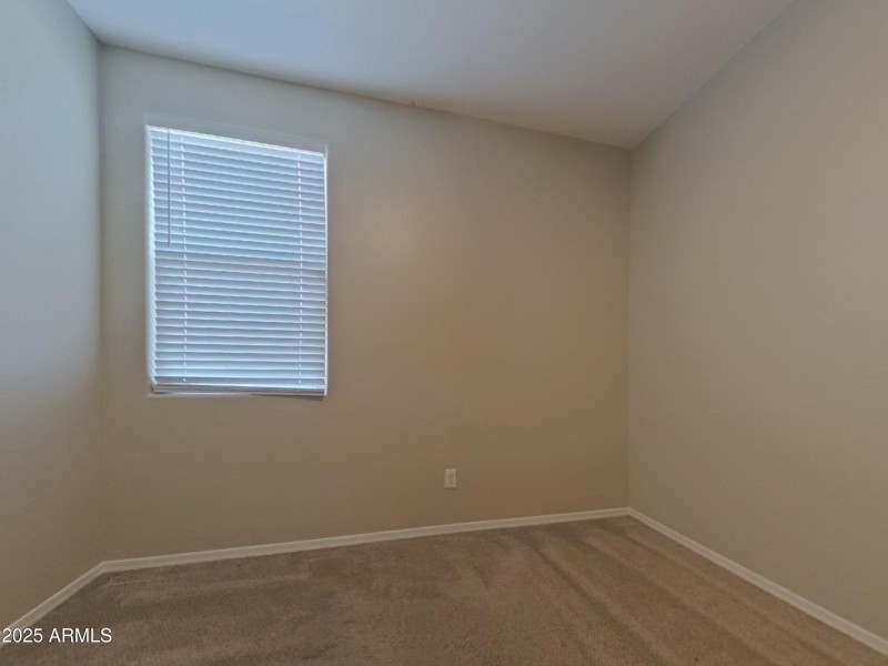 9_pc_EFfAE6WLDQ_ojVX7tcULy_layout_0