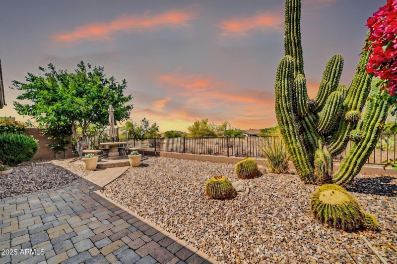 40744 N Noble Hawk Ct VT 5