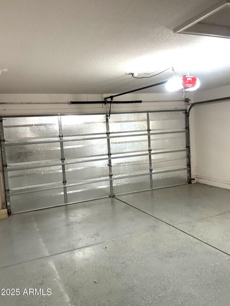 Garage 2