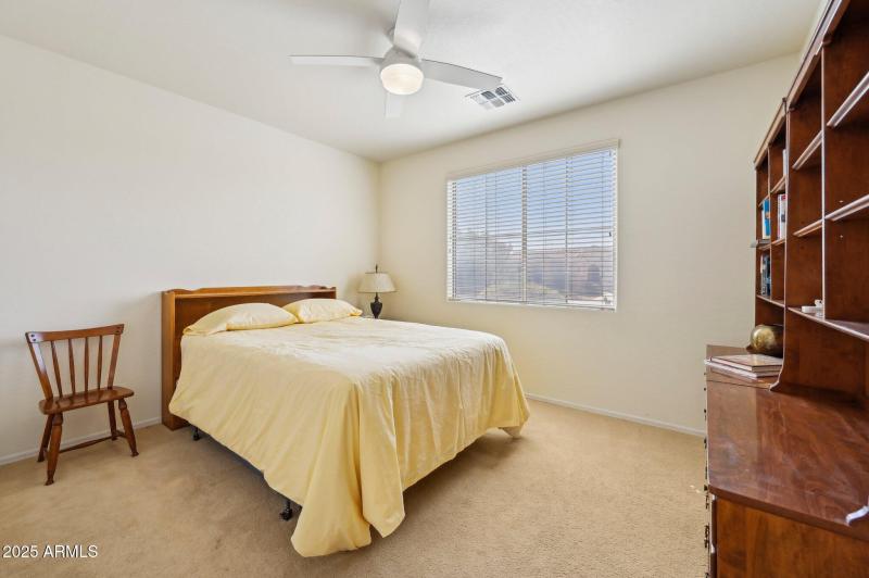 Guest bedroom