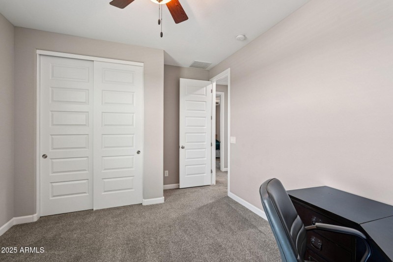 35-web-or-mls-S Girard St-S2908-035