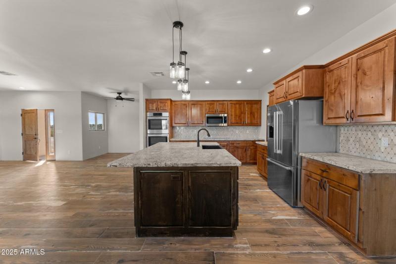 16-web-or-mls-2023-11-09 22.54.47-1
