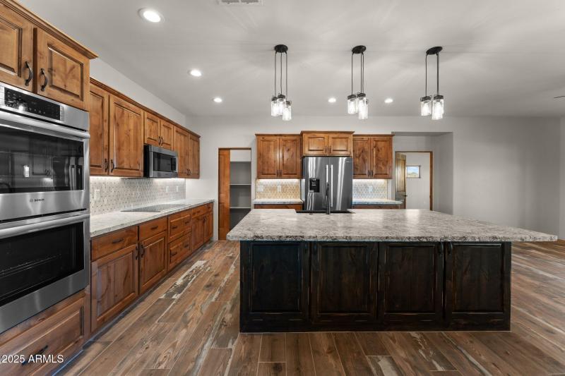 17-web-or-mls-2023-11-09 23.01.07-1