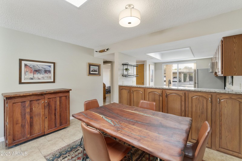 Storage on both sides of kitchen