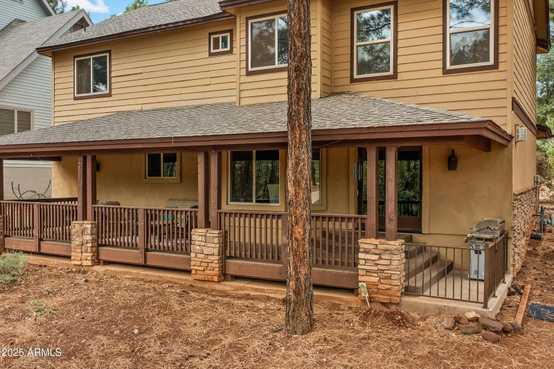 4240 Lariat Loop-204