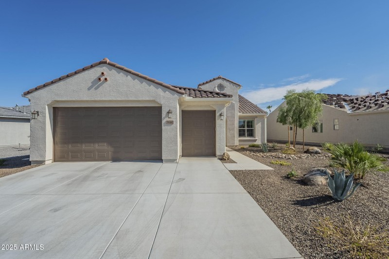 5640 W Bullhead Rd