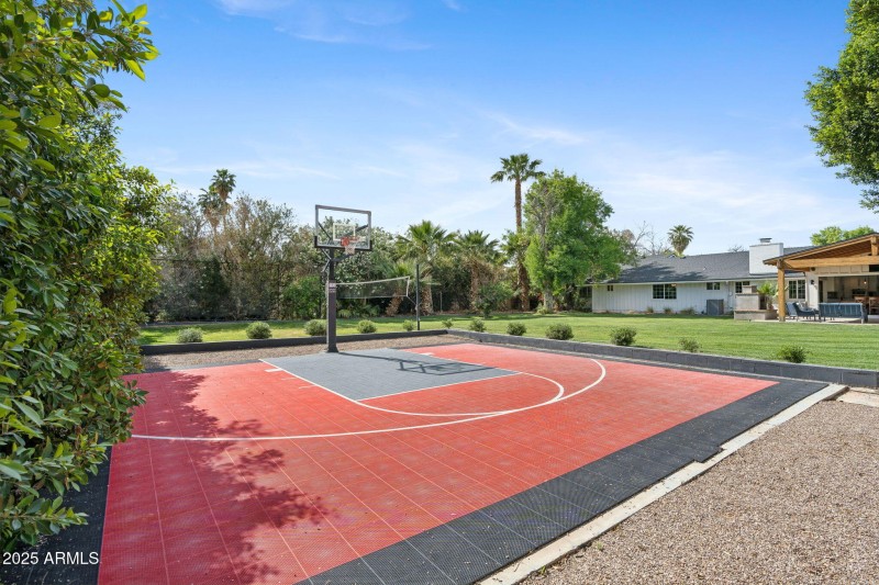 SportCourt