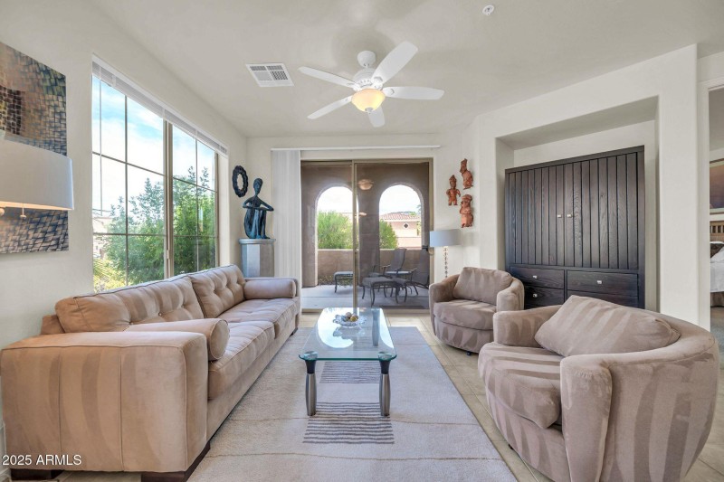 10655 N 9th St 115, Phoenix, AZ 85020