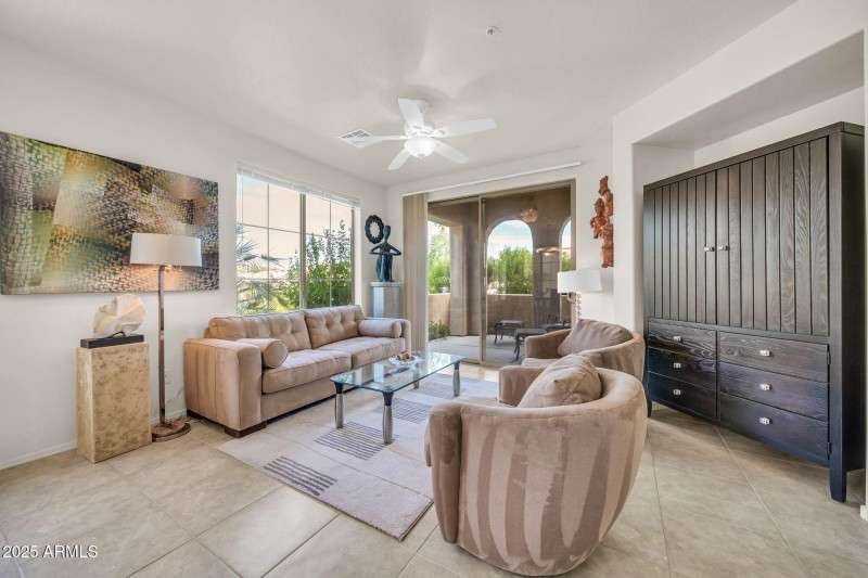 10655 N 9th St 115, Phoenix, AZ 85020