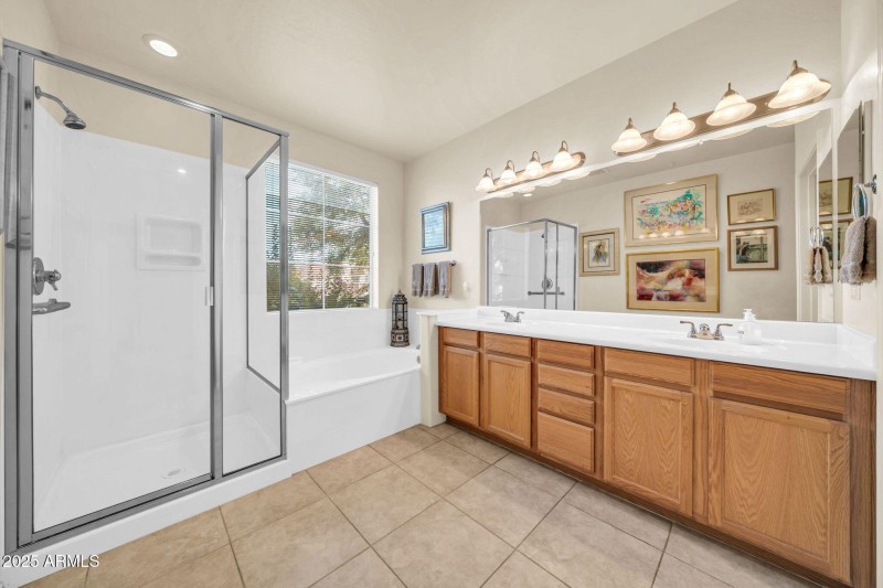 10655 N 9th ST 115, Phoenix, AZ 85020