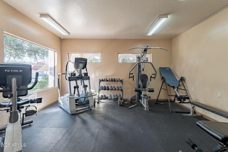 CLUBHOUSE - GYM