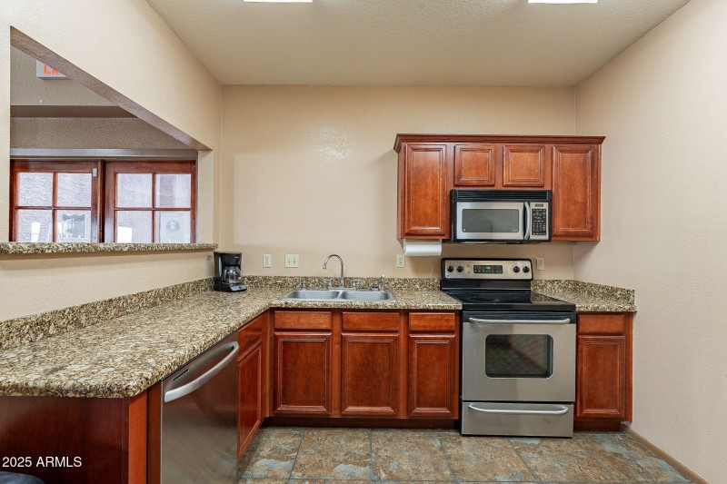CLUBHOUSE- KITCHEN