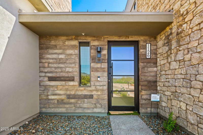 Front Court Yard Entry