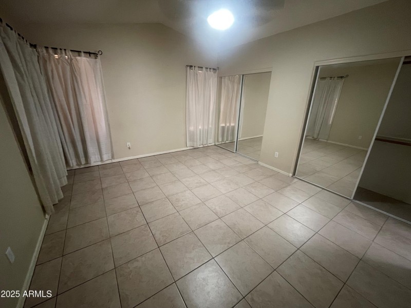 10379 W Tonopah Dr 24