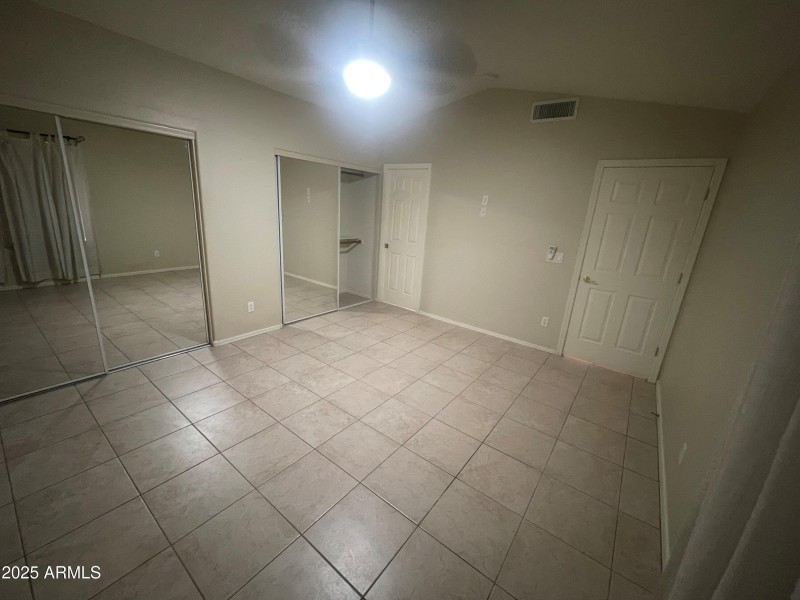 10379 W Tonopah Dr 25