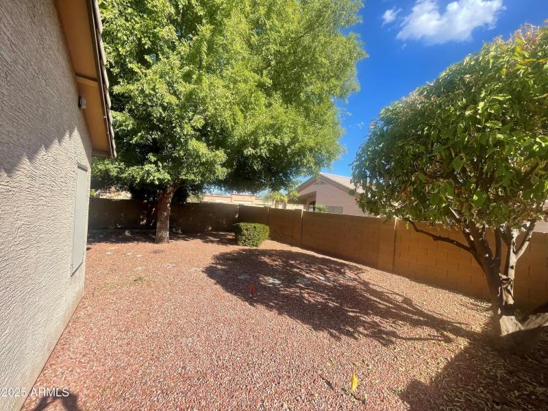 10379 W Tonopah Dr 48