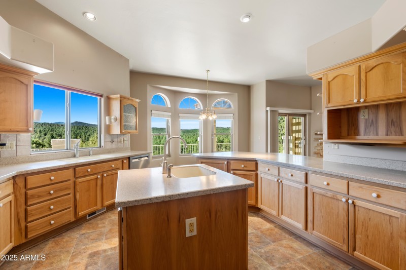Kitchen 2
