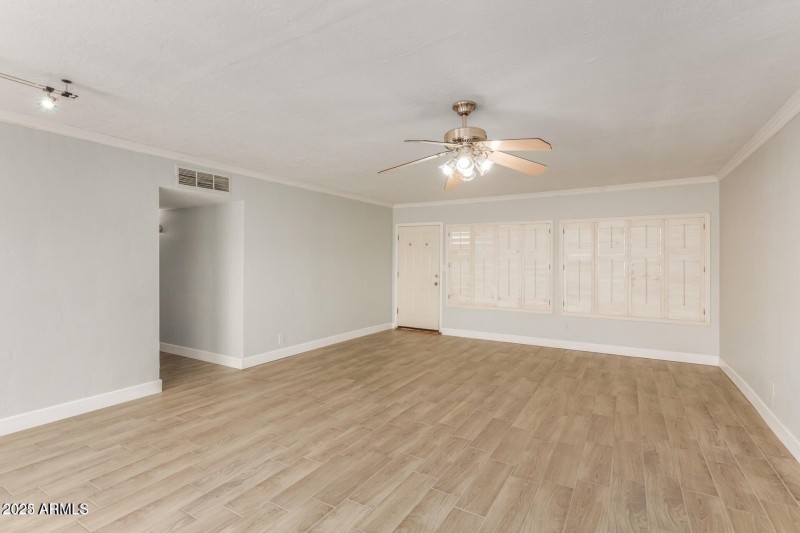 20221115173621981643000000-o