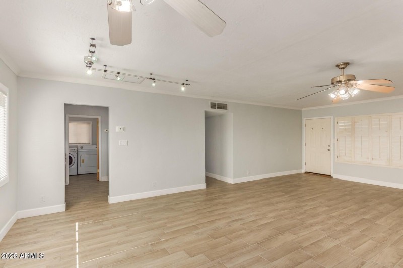 20221115173634492765000000-o