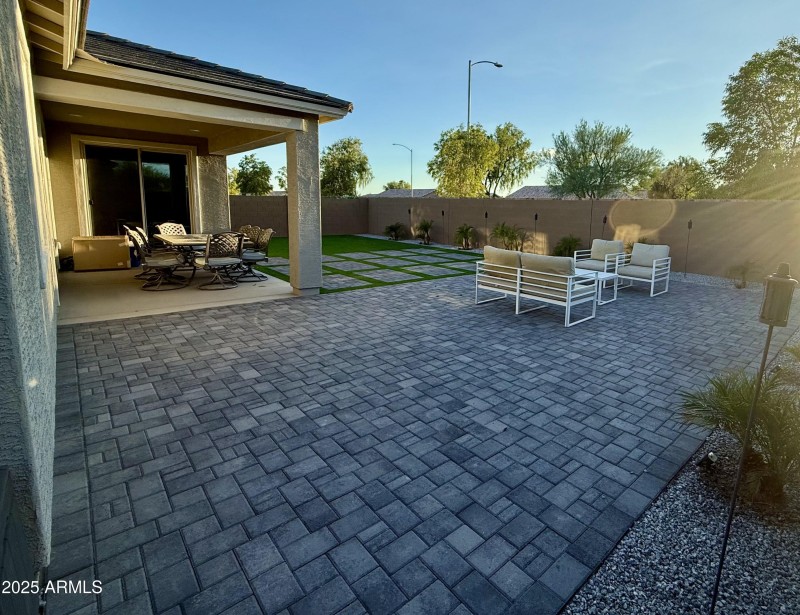 24 S 157TH LN, Goodyear, AZ 85338