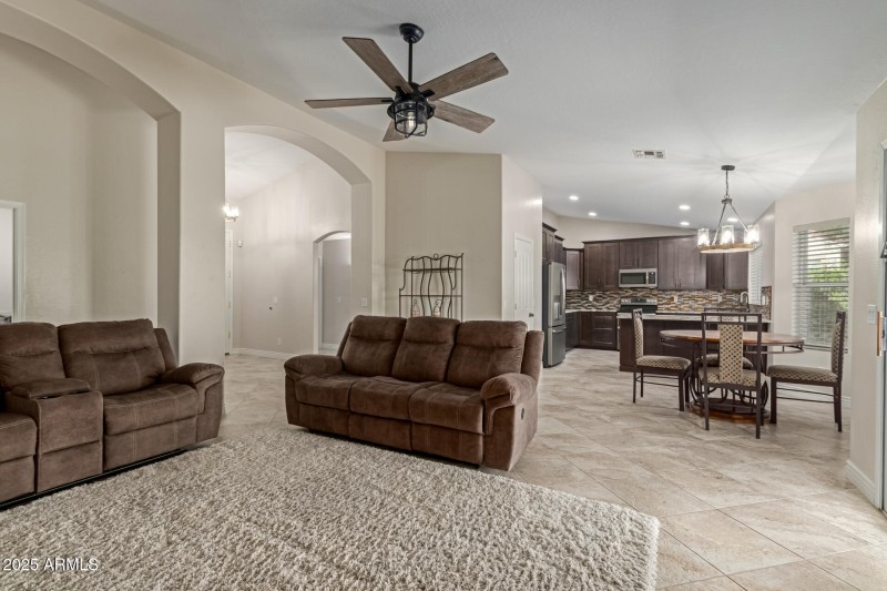 4839 E Fernwood Ct.