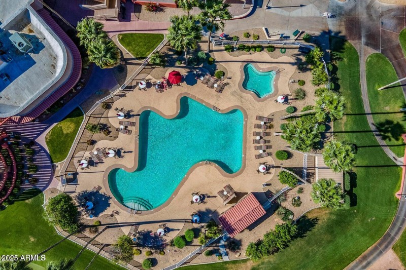 cottonwood pool area