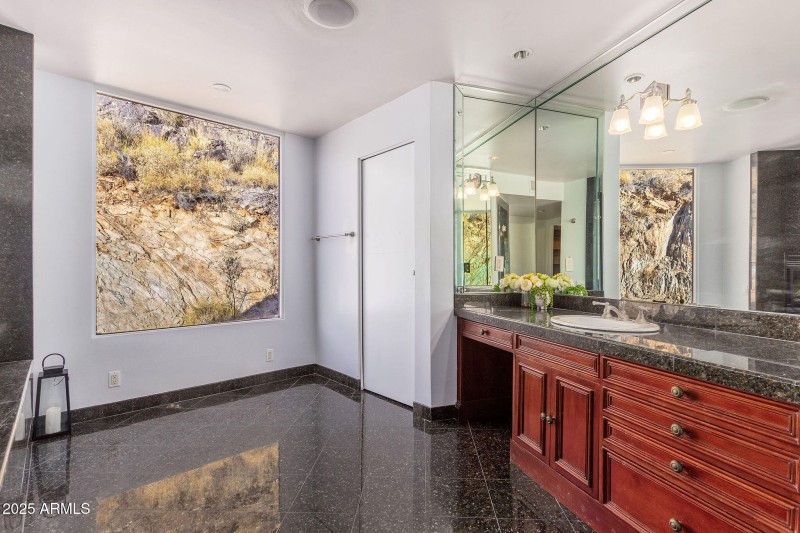 MASTER HERS BATHROOM