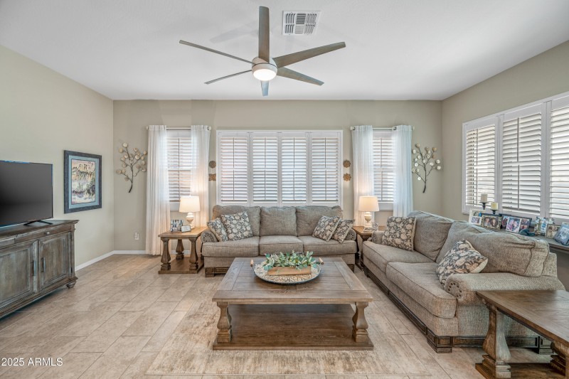 20823NEvergreenDrive-35