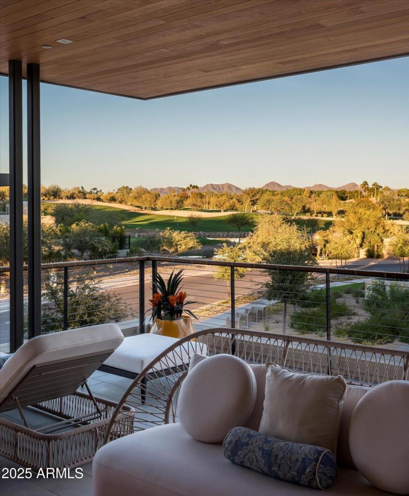 050_Covered Porch Views