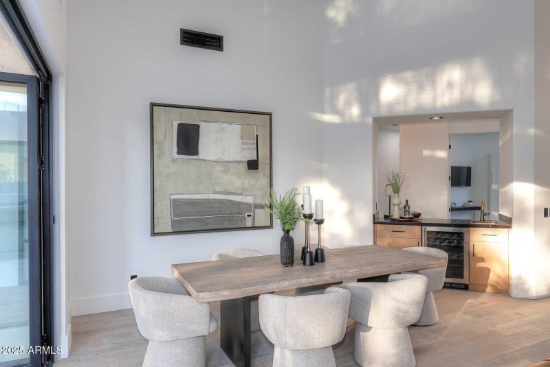 Dining Room2
