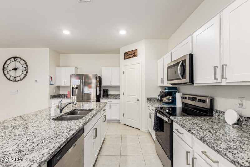 New Bonnet - Kitchen 3