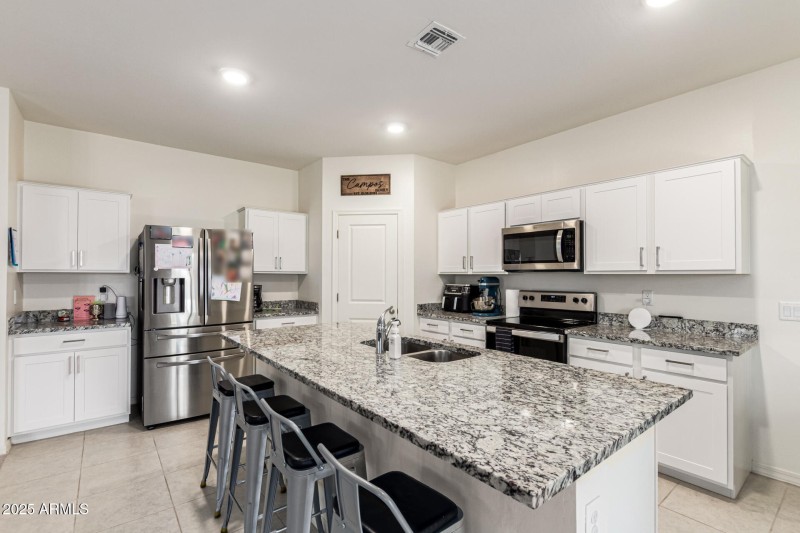 New Bonnet - Kitchen 2