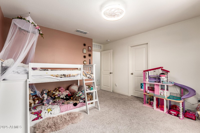 New Bonnet - Bedroom #2 1