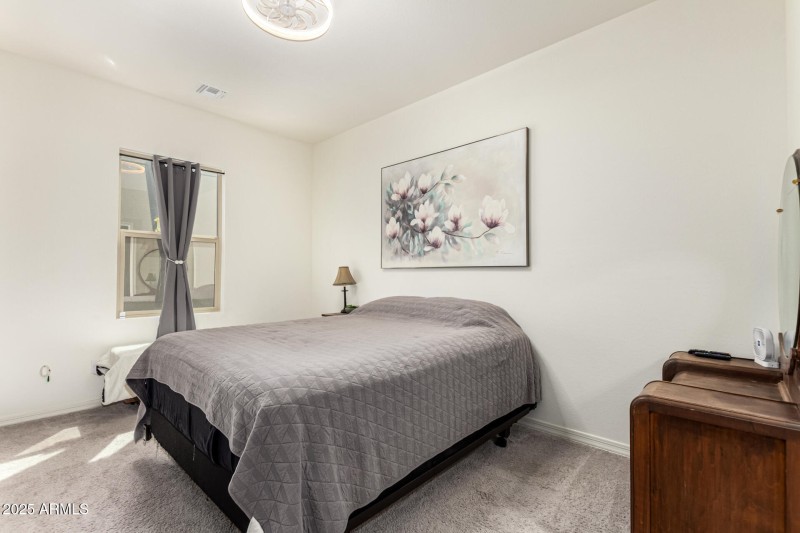 New Bonnet - Bedroom #1 1