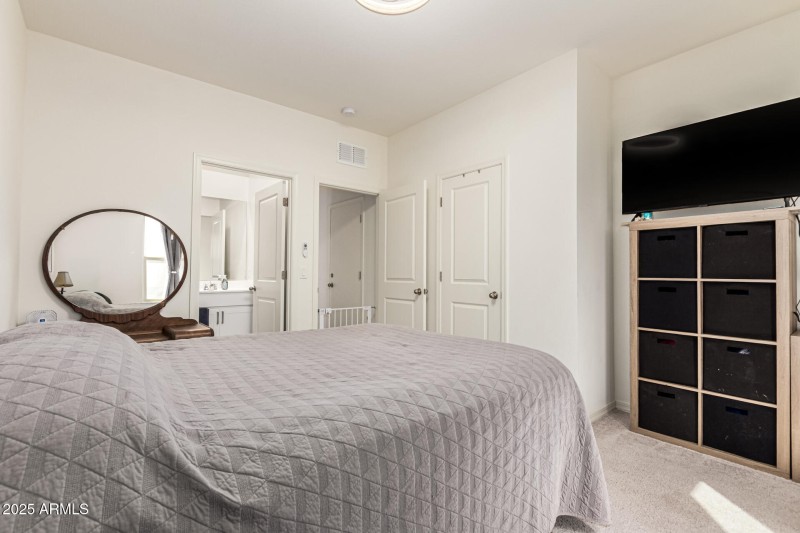 New Bonnet - Bedroom #1 2