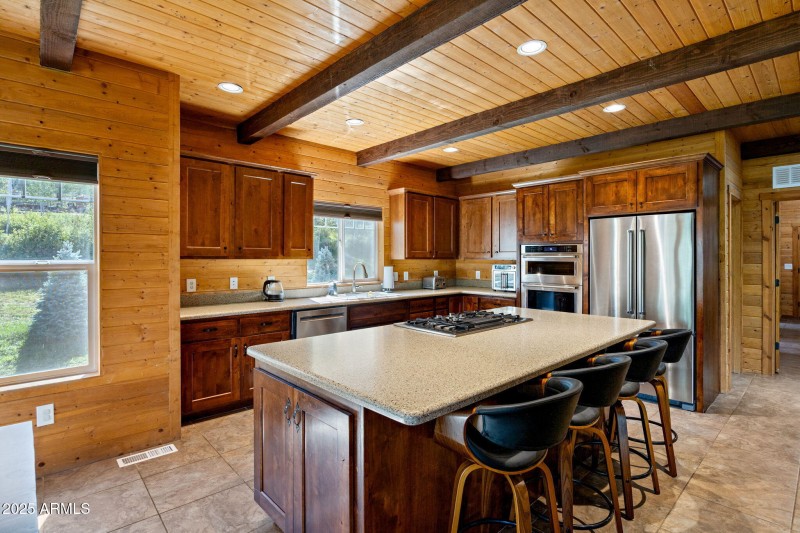 63CountyRd1121-CabinMAIN-Greer-AZ-12