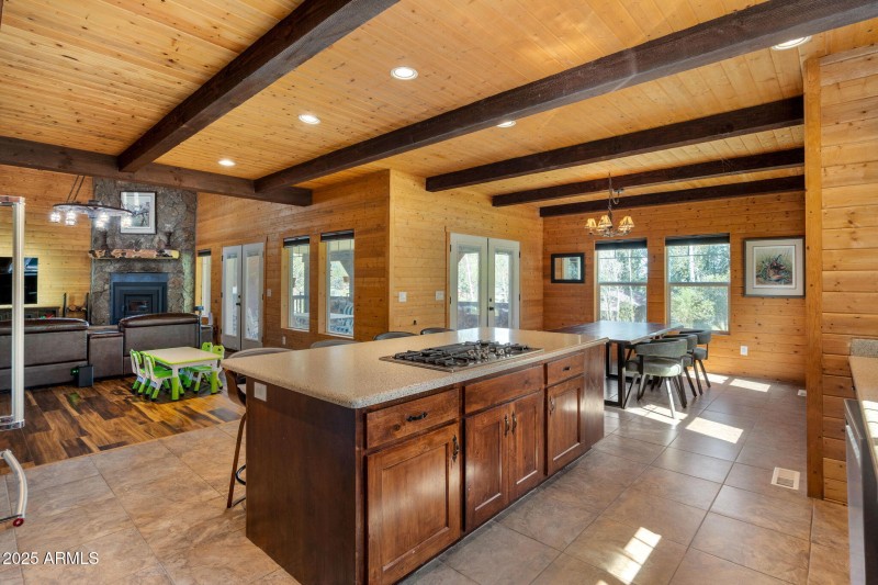 63CountyRd1121-CabinMAIN-Greer-AZ-15