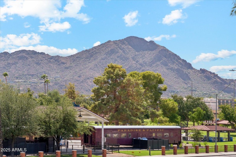 McCormick-Stillman Railroad Park