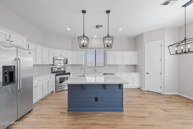 11-web-or-mls-Kings-11