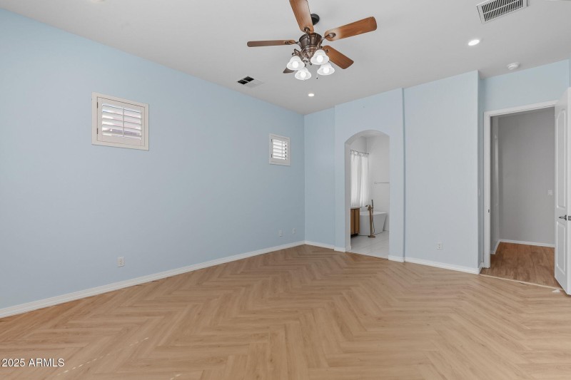 18-web-or-mls-Kings-18