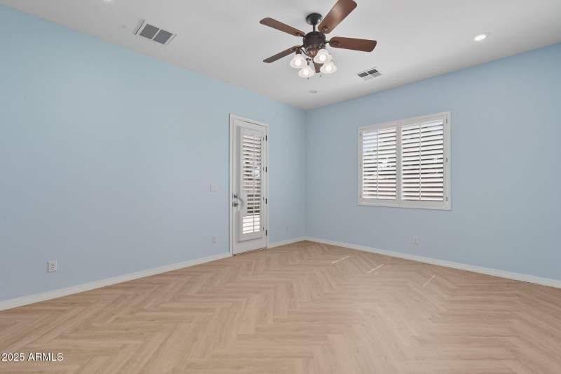 20-web-or-mls-Kings-20