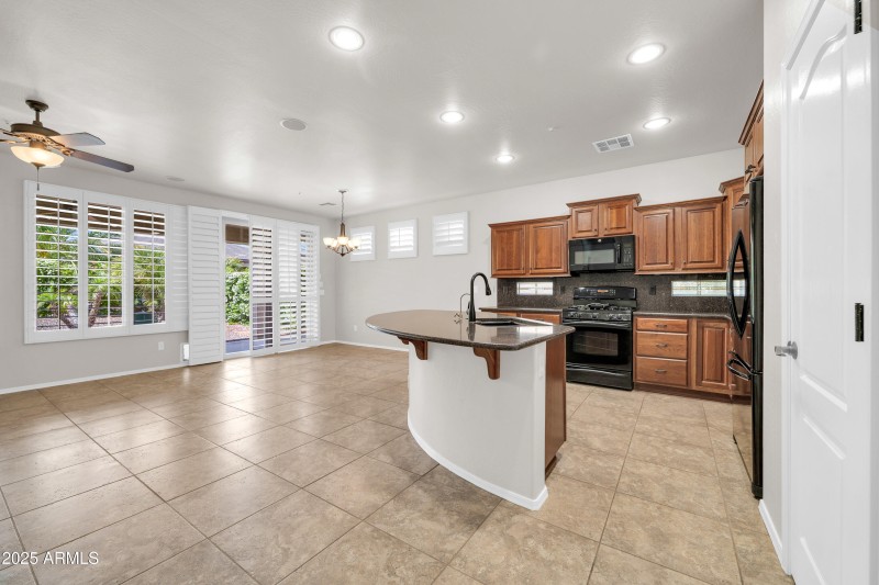 27614 N 129th Ln-14