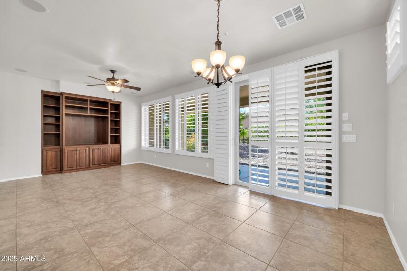 27614 N 129th Ln-8