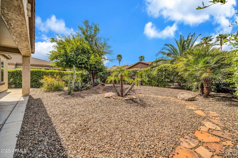 27614 N 129th Ln-28