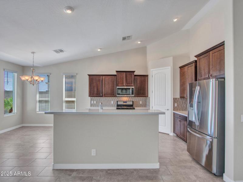 04-Kitchen-(1)